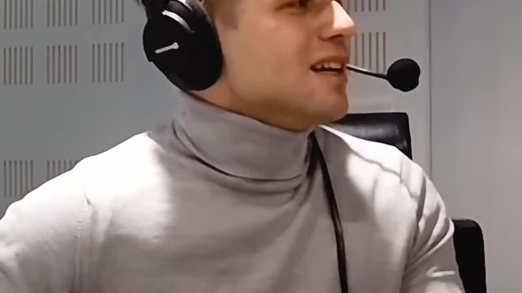 Hovimuusikko Ilkka - Pelaillaan (Liigakevät 2023)